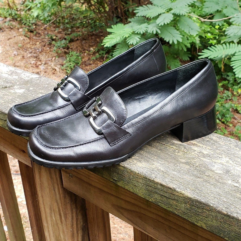 Frank Sarto Black Leather Flats 😍
